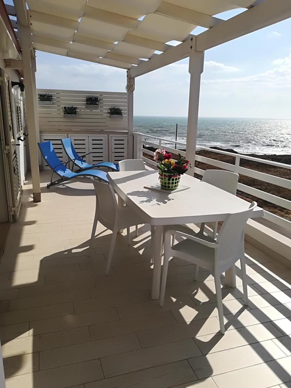 Вілла Vista Mare Tra I Luoghi Di Montalbano Пунта-Секка Екстер'єр фото